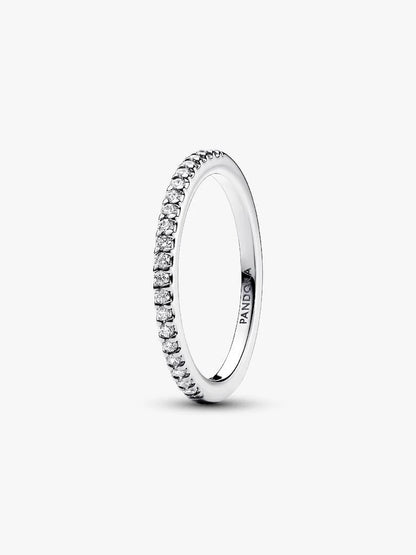 anillo plateado