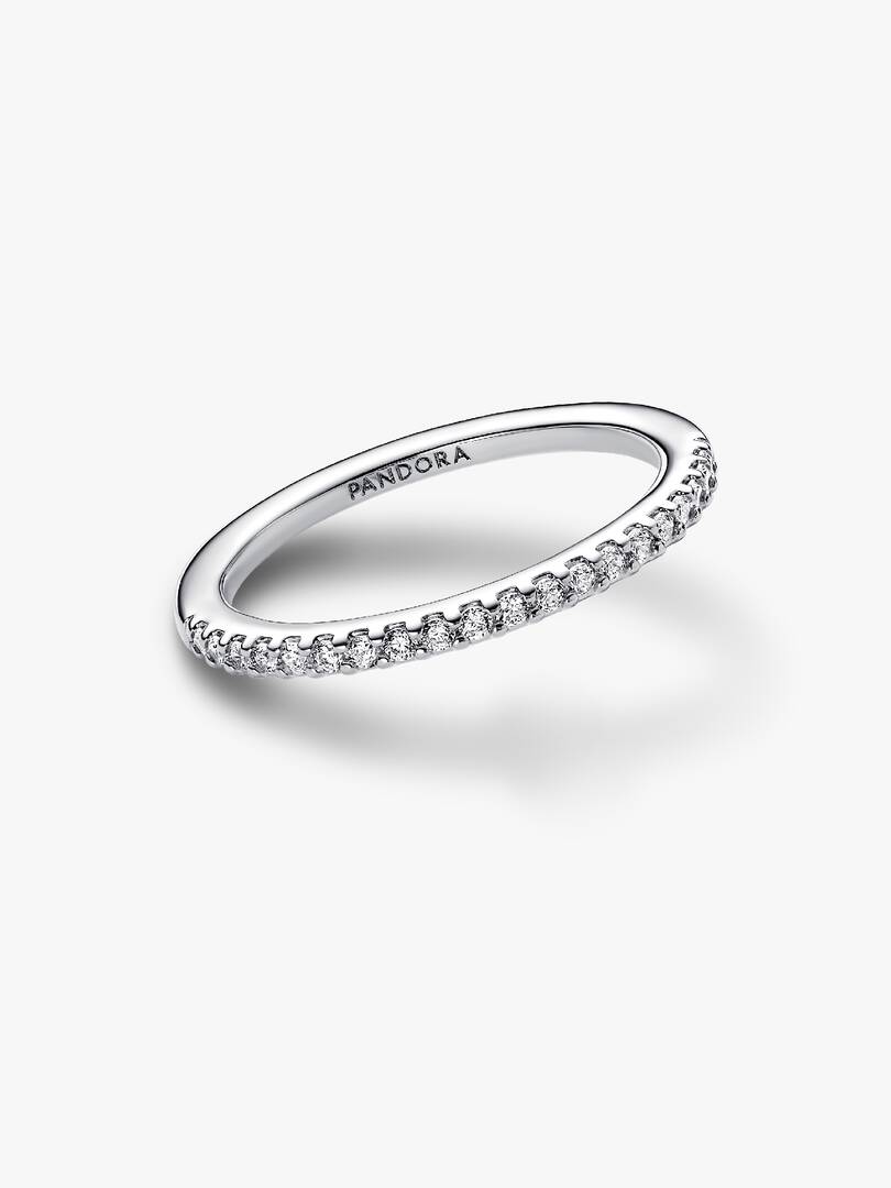 anillo plateado